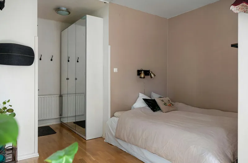 Inreda litet sovrum - smarta tips som ger mer plats